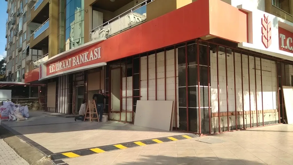 Ziraat Bankası Kazımdirik/İzmir Şubesi — Bankalar, Bornova · fotoğraf 1