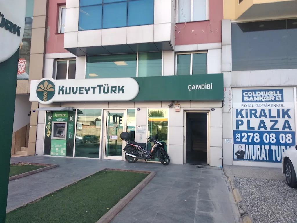 Kuveyt Türk Buca Şubesi — Bankalar, Buca · fotoğraf 1