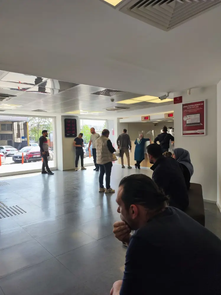 Ziraat Bankası 4.sanayi Sitesi/İzmir Şubesi — Bankalar, Bornova · fotoğraf 3