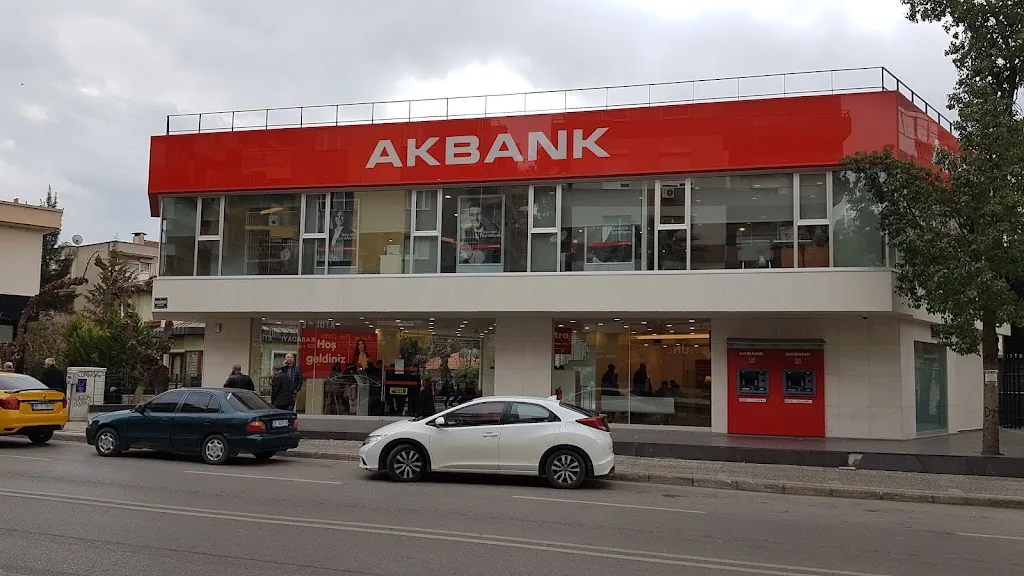 Akbank Buca Şubesi — Bankalar, Buca · fotoğraf 1