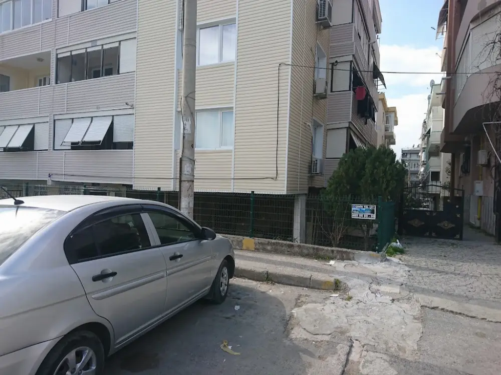 QNB Buca Şubesi — Bankalar, Buca · fotoğraf 2