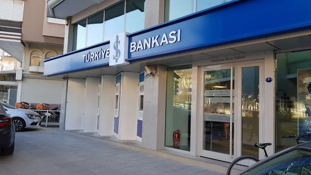 Türkiye İş Bankası Stadyum-Buca/İzmir Şubesi — Bankalar, Buca · fotoğraf 2