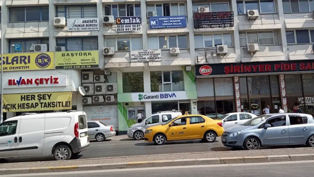 Garanti BBVA Şirinyer Şubesi — Bankalar, Buca · fotoğraf 2