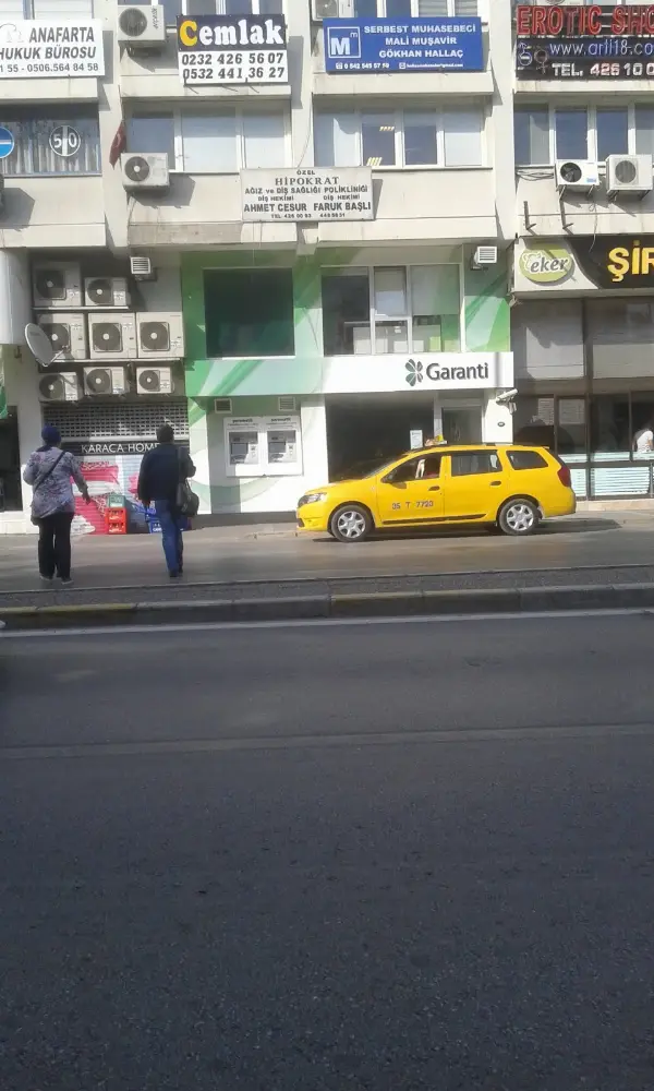 Garanti BBVA Şirinyer Şubesi — Bankalar, Buca · fotoğraf 3