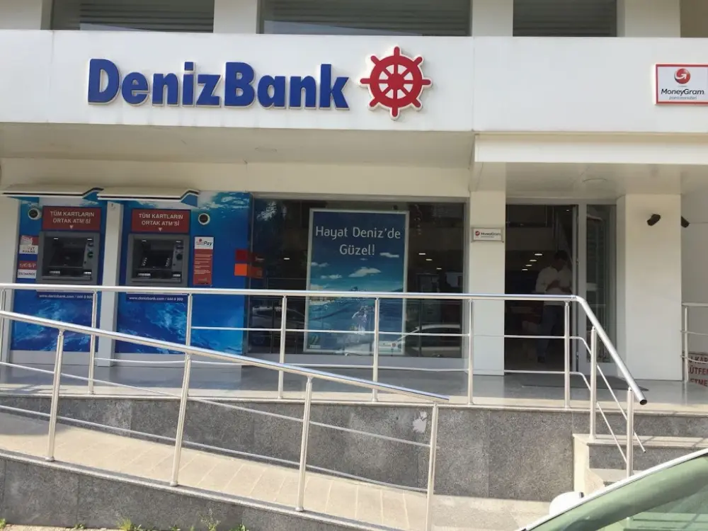 DenizBank Buca Şubesi — Bankalar, Buca · fotoğraf 3