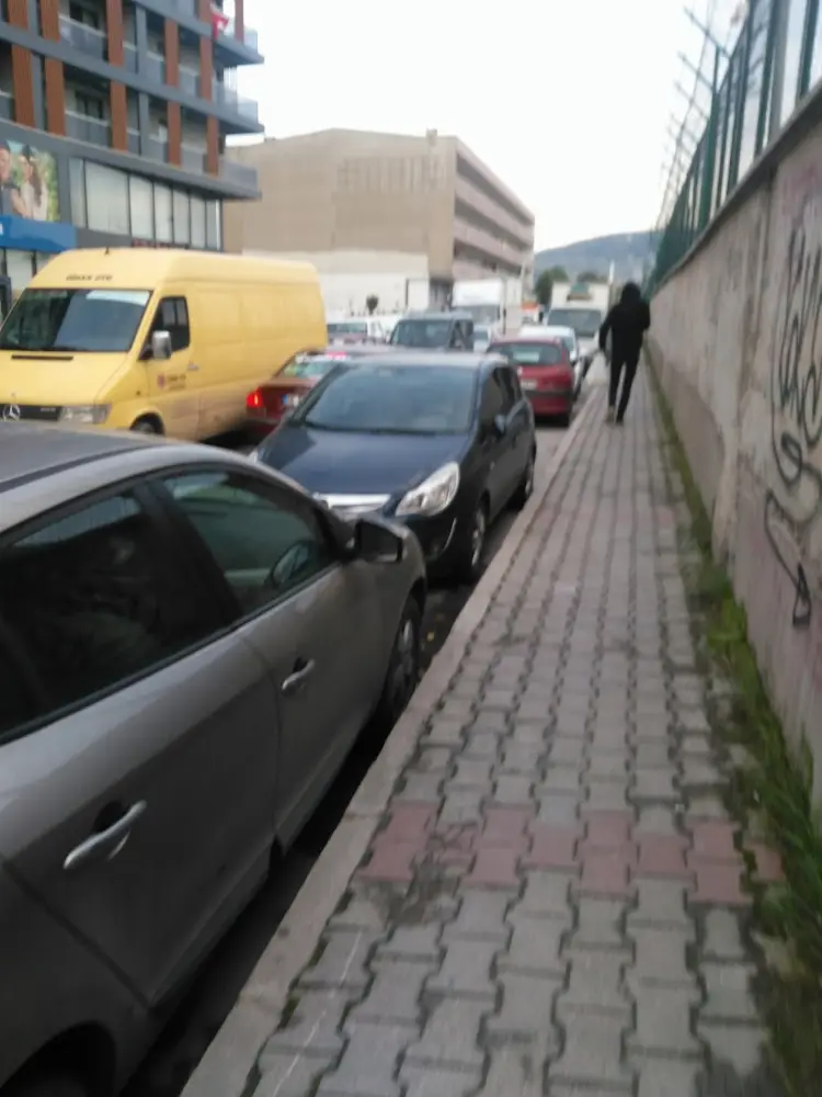 Garanti BBVA 2. Sanayi Sitesi Şubesi — Bankalar, Bornova · fotoğraf 3