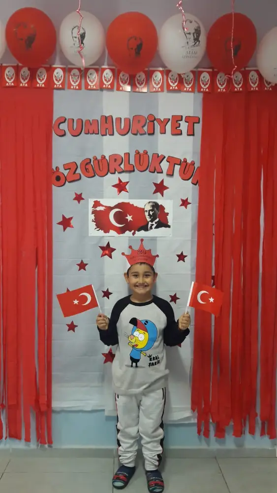 Türkiye İş Bankası Nato/İzmir Şubesi — Bankalar, Buca · fotoğraf 4