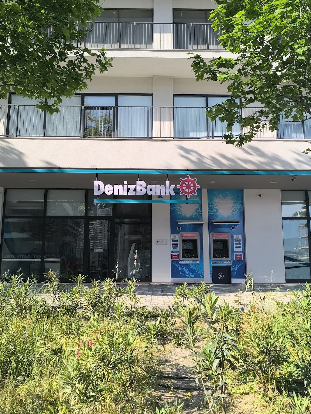 DenizBank İzmir Altındağ Şubesi — Bankalar, Bornova · fotoğraf 1