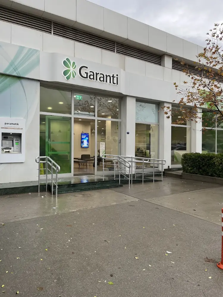 Garanti BBVA 4.Sanayi Sitesi Şubesi — Bankalar, Bornova · fotoğraf 2