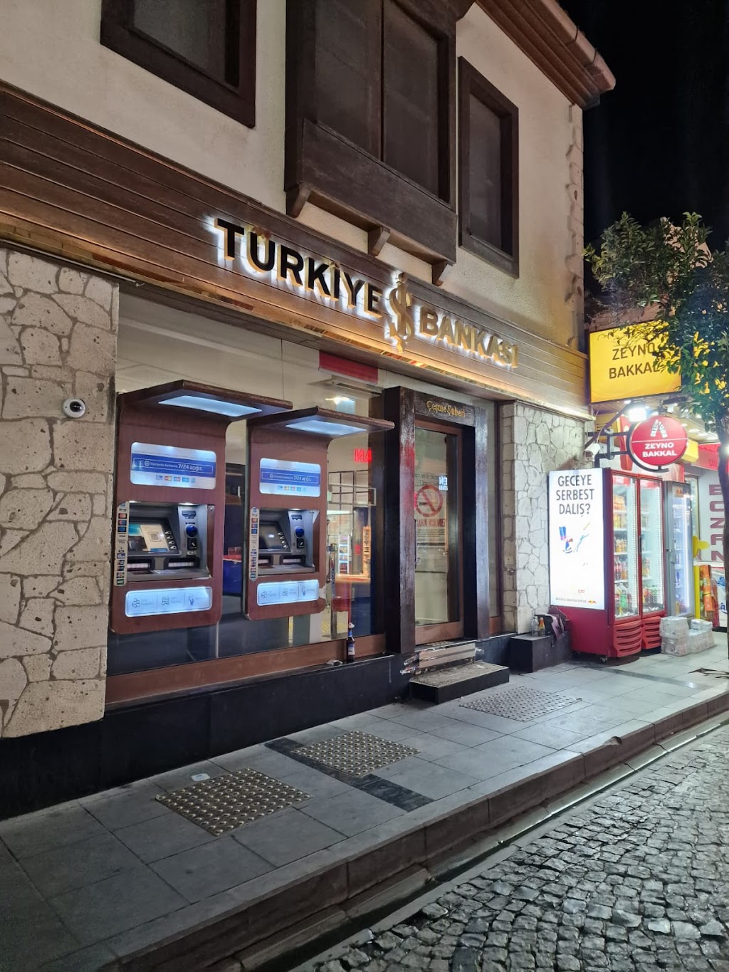 Türkiye İş Bankası Çeşme/İzmir Şubesi