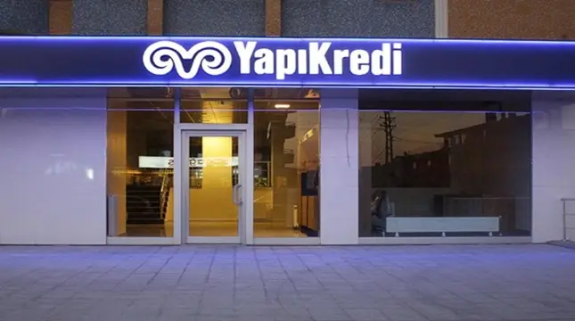 Yapı Kredi - Çeşme Şubesi — Bankalar, Çeşme · fotoğraf 2