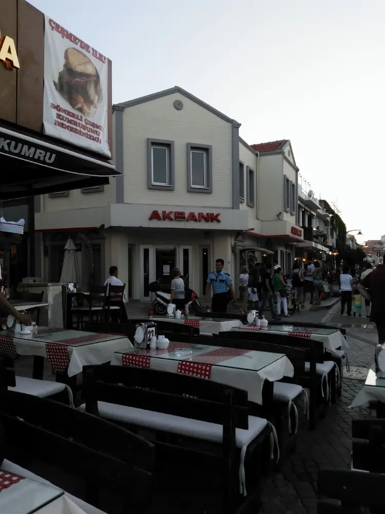 Akbank Çeşme Şubesi — Bankalar, Çeşme · fotoğraf 3