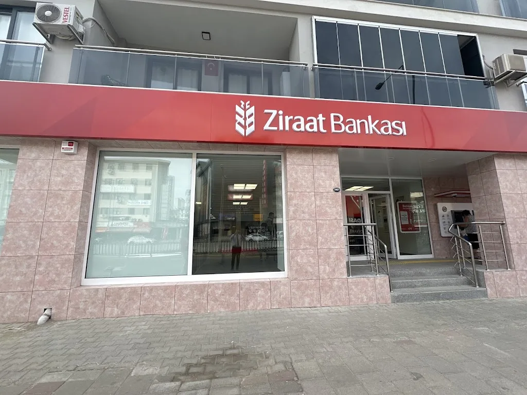 Ziraat Bankası Çiğli/İzmir Şubesi — Bankalar, Çiğli · fotoğraf 1