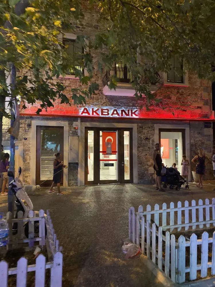Akbank Foça Şubesi — Bankalar, Foça · fotoğraf 2