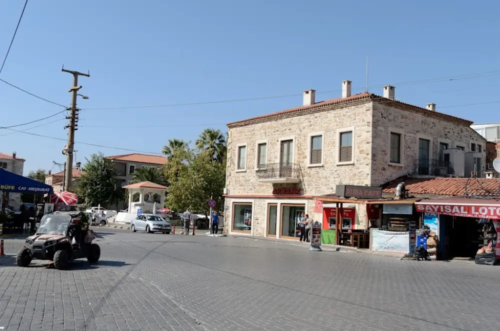 Akbank Foça Şubesi — Bankalar, Foça · fotoğraf 3