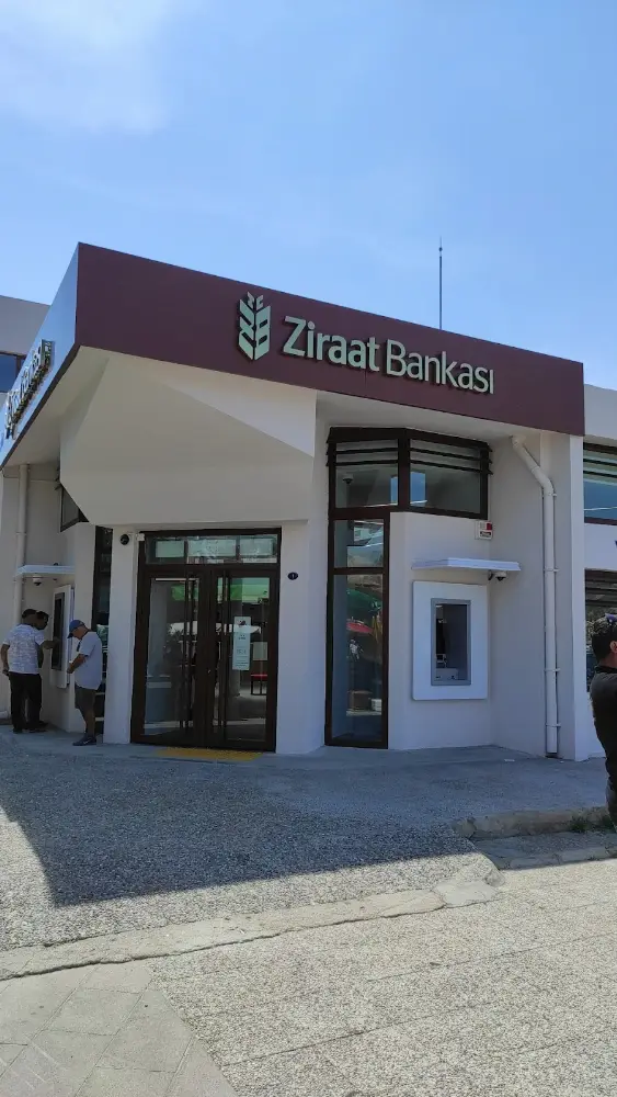 Ziraat Bankası Foça/İzmir Şubesi — Bankalar, Foça · fotoğraf 3