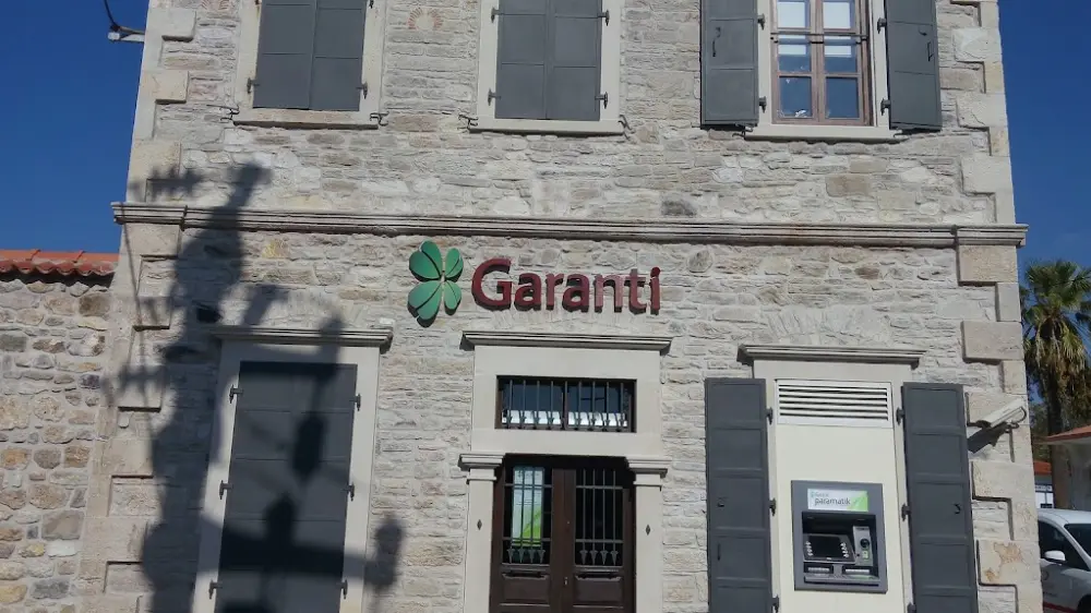 Garanti BBVA Foça Şubesi — Bankalar, Foça · fotoğraf 4