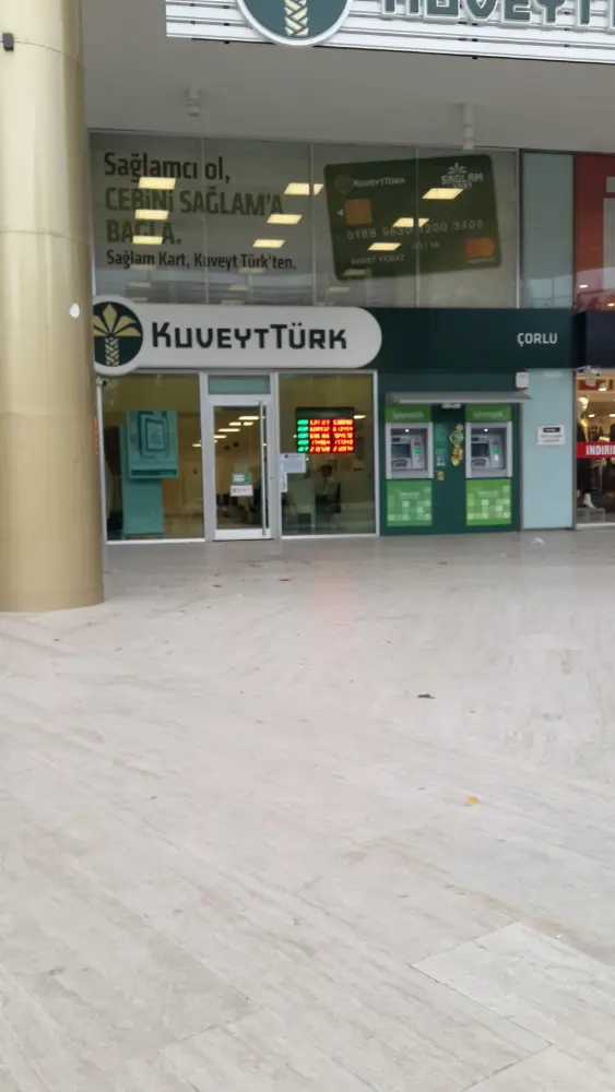 Kuveyt Türk - Çiğli Şubesi — Bankalar, Çiğli · fotoğraf 3