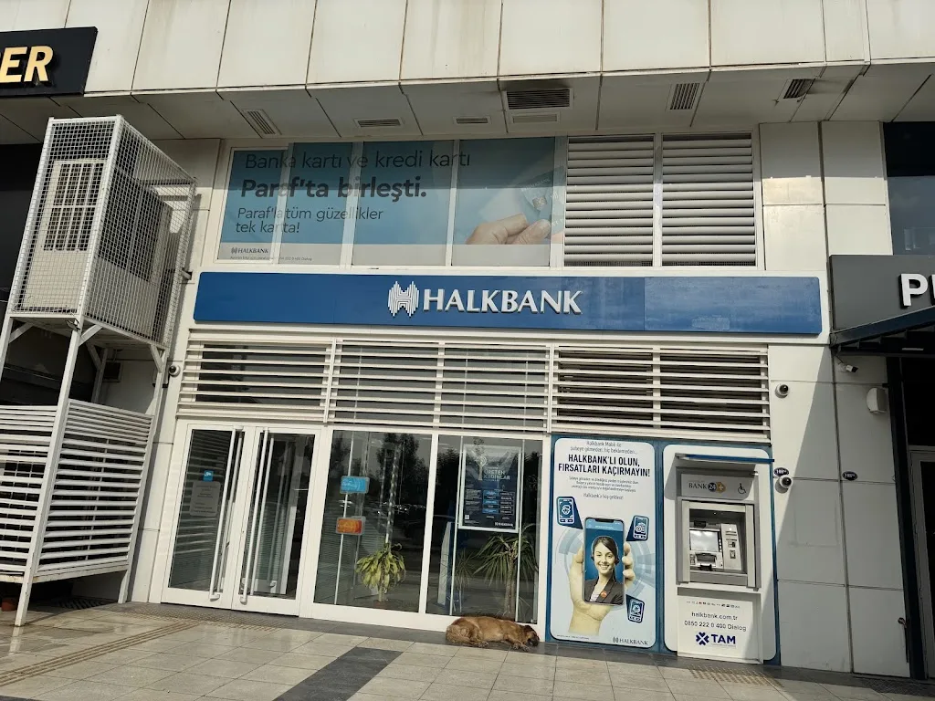 Halkbank Ata Sanayi Sitesi Şubesi — Bankalar, Çiğli · fotoğraf 1