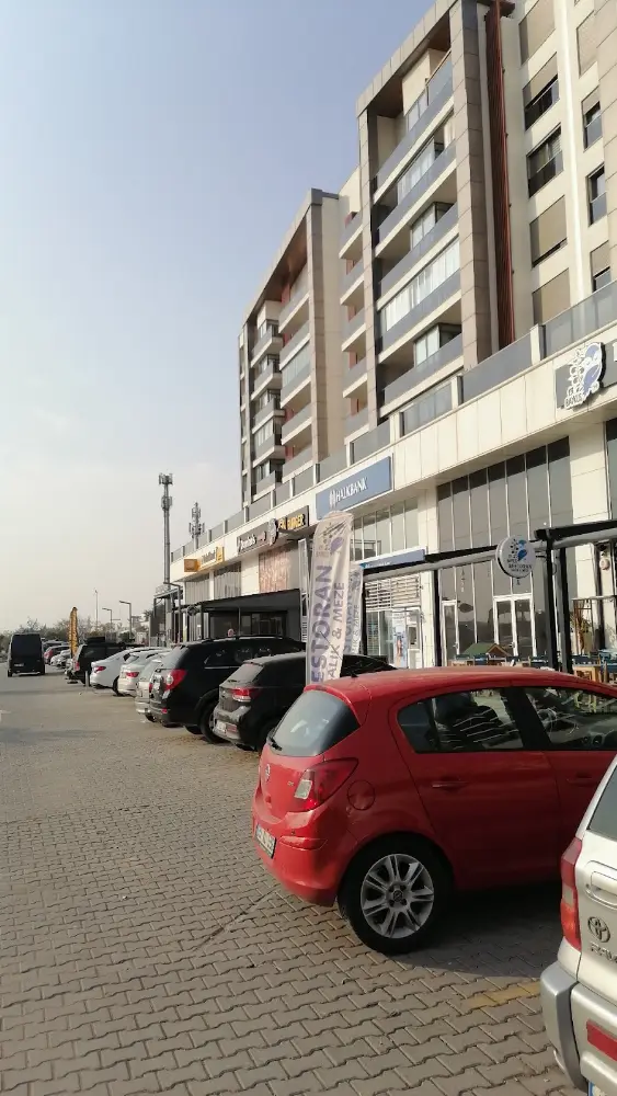 Halkbank Ata Sanayi Sitesi Şubesi — Bankalar, Çiğli · fotoğraf 4