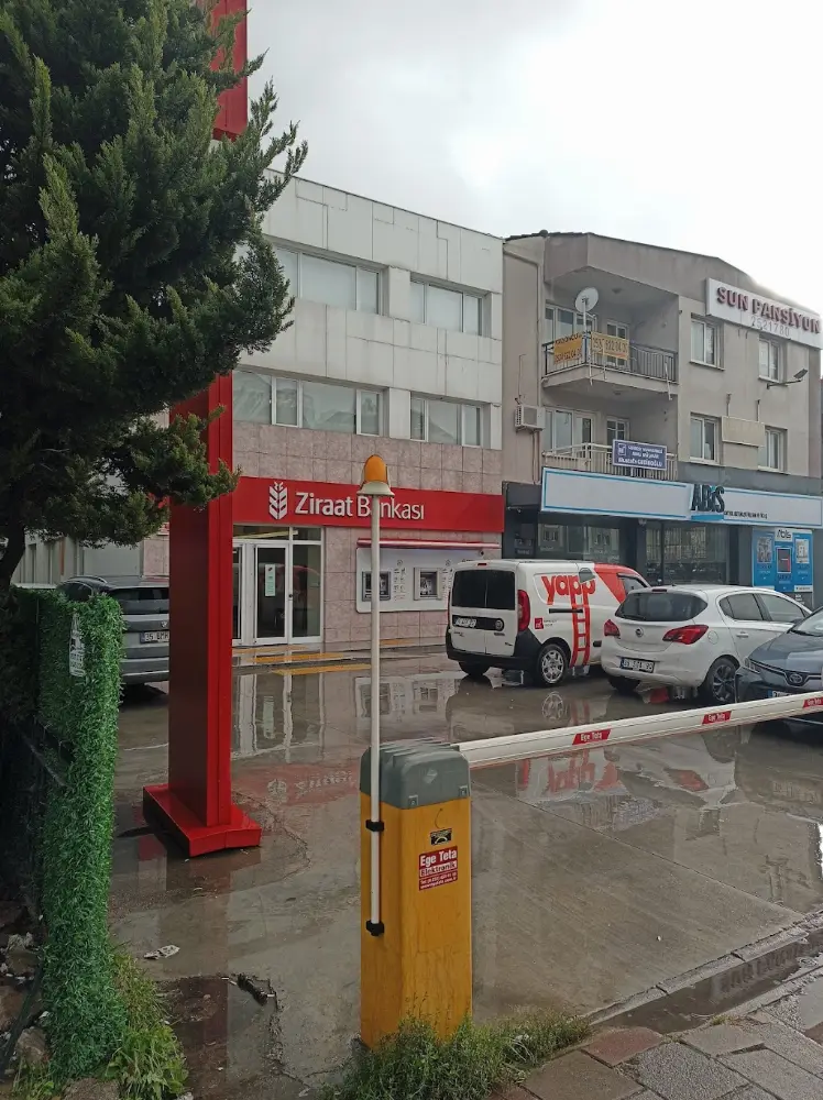 Ziraat Bankası Gaziemir/İzmir Şubesi — Bankalar, Gaziemir · fotoğraf 2