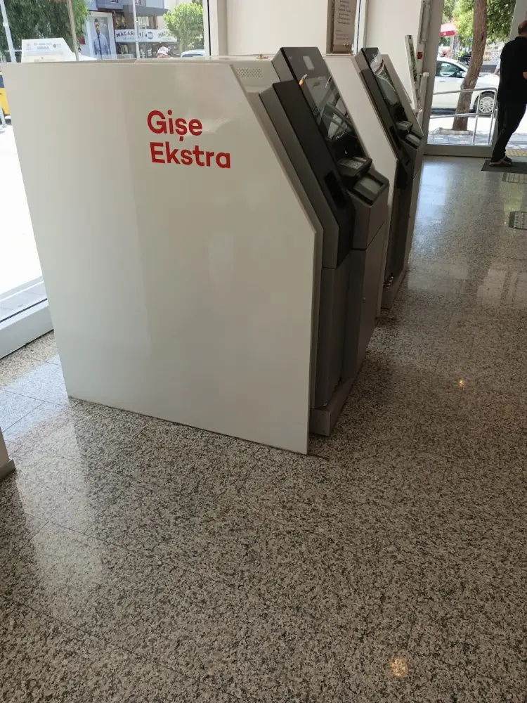 Akbank Gaziemir Çarşı Şubesi — Bankalar, Gaziemir · fotoğraf 2