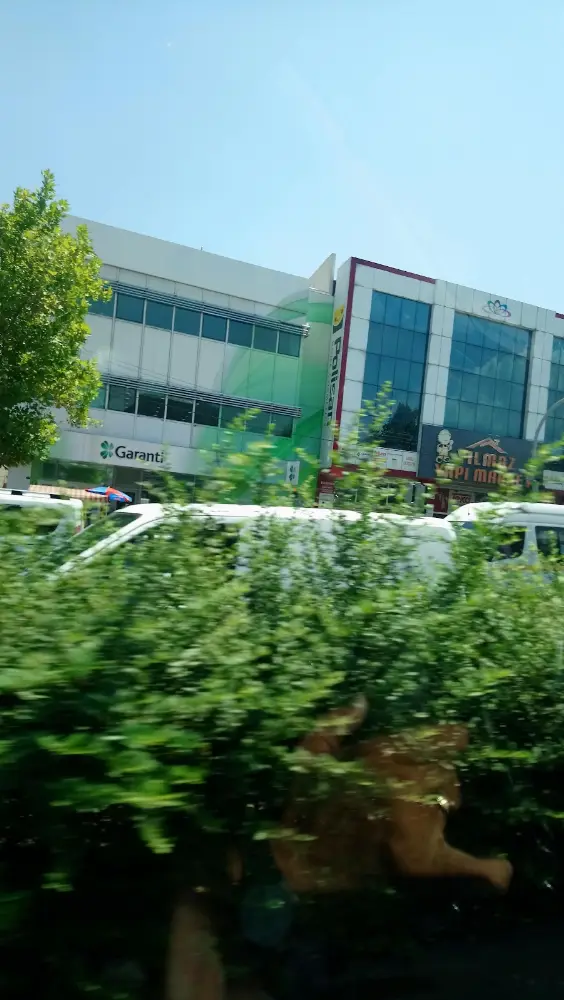 Garanti BBVA Karabağlar Şubesi — Bankalar, Karabağlar · fotoğraf 3