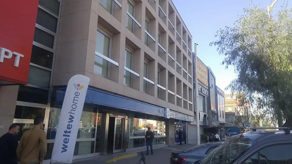 Türkiye İş Bankası Karabağlar/İzmir Şubesi — Bankalar, Karabağlar · fotoğraf 2