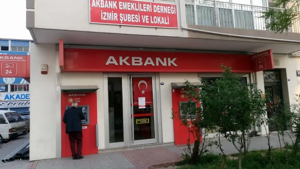 Akbank Üçyol/İzmir Şubesi — Bankalar, Karabağlar · fotoğraf 4