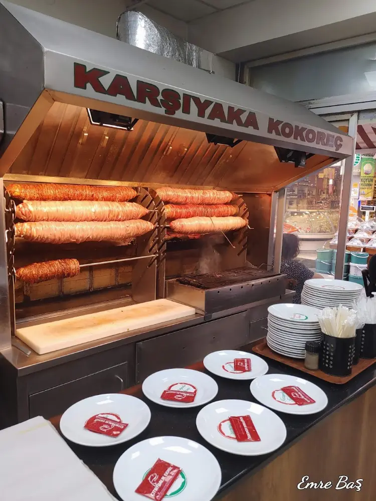 Karşıyaka Çarşısı — Bankalar, Karşıyaka · fotoğraf 3