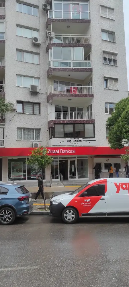 Ziraat Bankası Üçyol/İzmir Şubesi — Bankalar, Karabağlar · fotoğraf 3