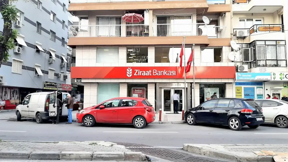 Ziraat Bankası Alaybey/İzmir Şubesi — Bankalar, Karşıyaka · fotoğraf 2