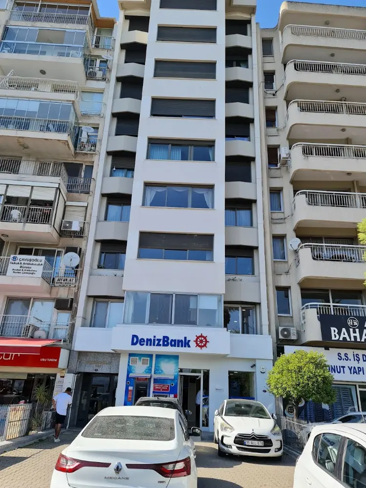 DenizBank Karşıyaka Şubesi — Bankalar, Karşıyaka · fotoğraf 4