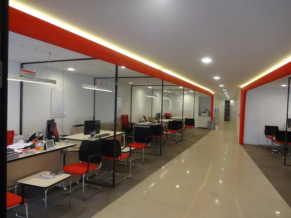 Albaraka Türk Karabağlar Şubesi — Bankalar, Karabağlar · fotoğraf 1