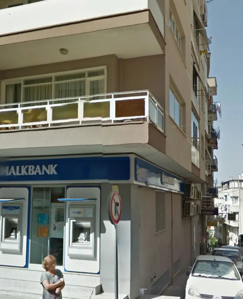 Halkbank İzmir Yeşilyurt Şubesi — Bankalar, Karabağlar · fotoğraf 2