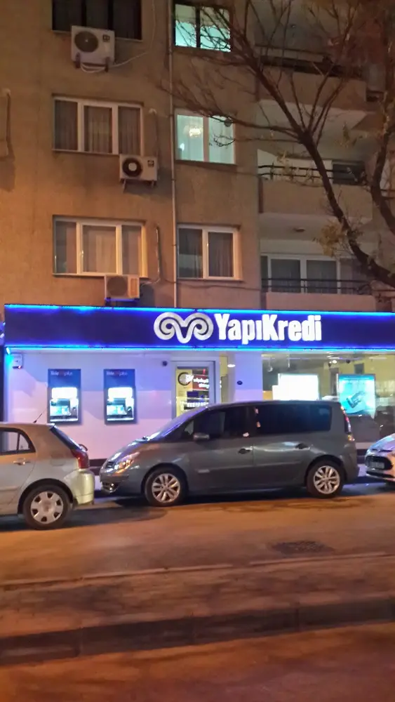 Yapı Kredi - Alaybey Şubesi — Bankalar, Karşıyaka · fotoğraf 4