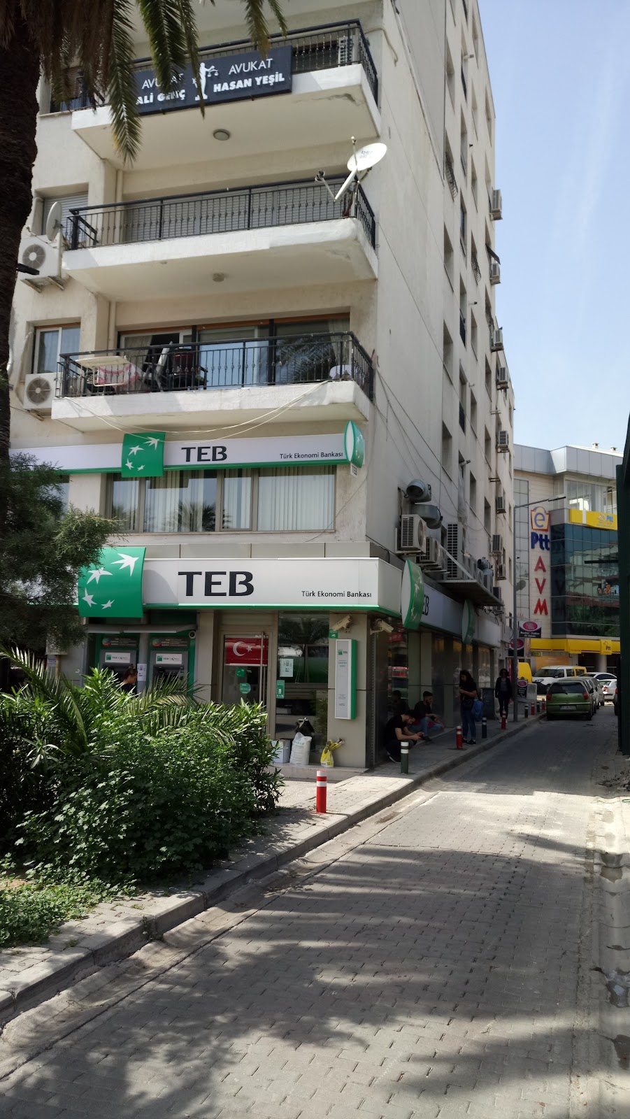 TEB Karşıyaka Şubesi