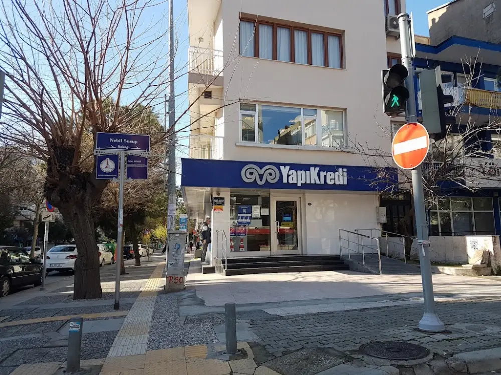 Yapı Kredi - Aksoy Şubesi — Bankalar, Karşıyaka · fotoğraf 3