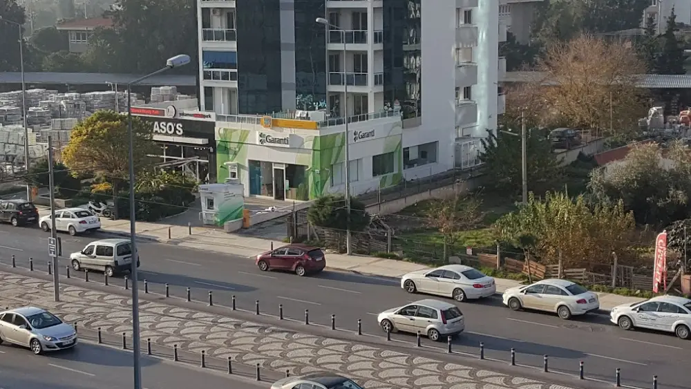 Garanti BBVA Mavişehir Şubesi — Bankalar, Karşıyaka · fotoğraf 3