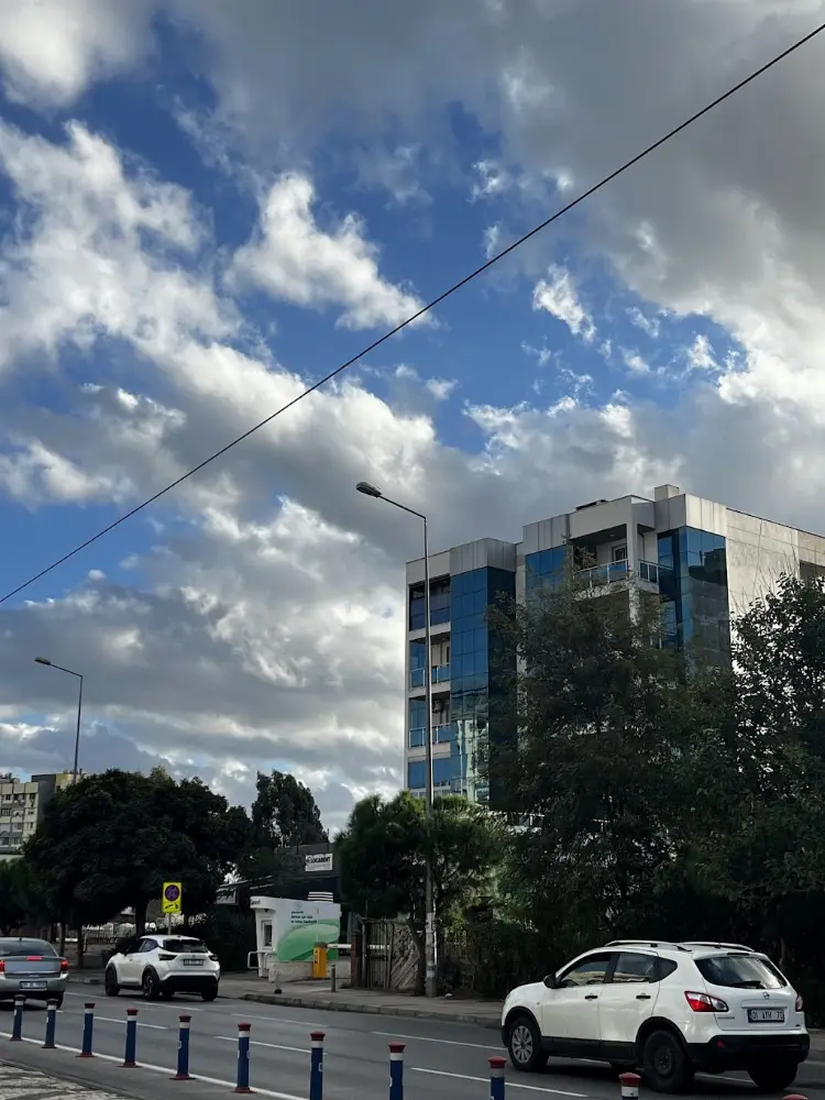 Garanti BBVA Mavişehir Şubesi — Bankalar, Karşıyaka · fotoğraf 4