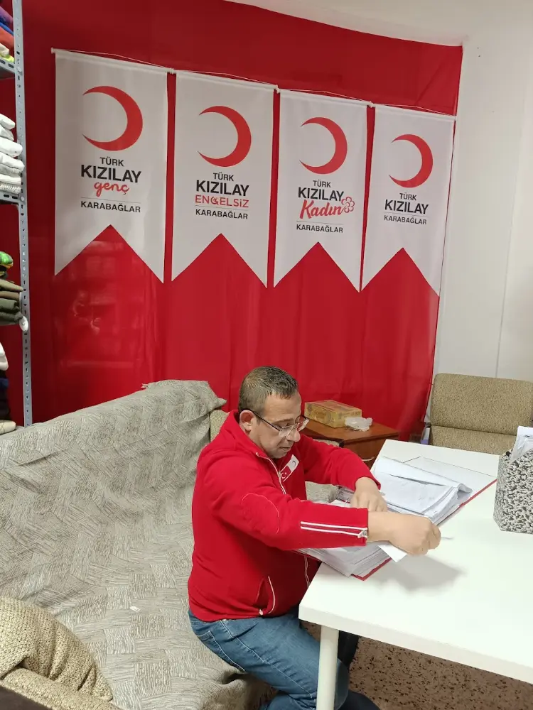 Karabağlar Şubesi — Bankalar, Karabağlar · fotoğraf 2