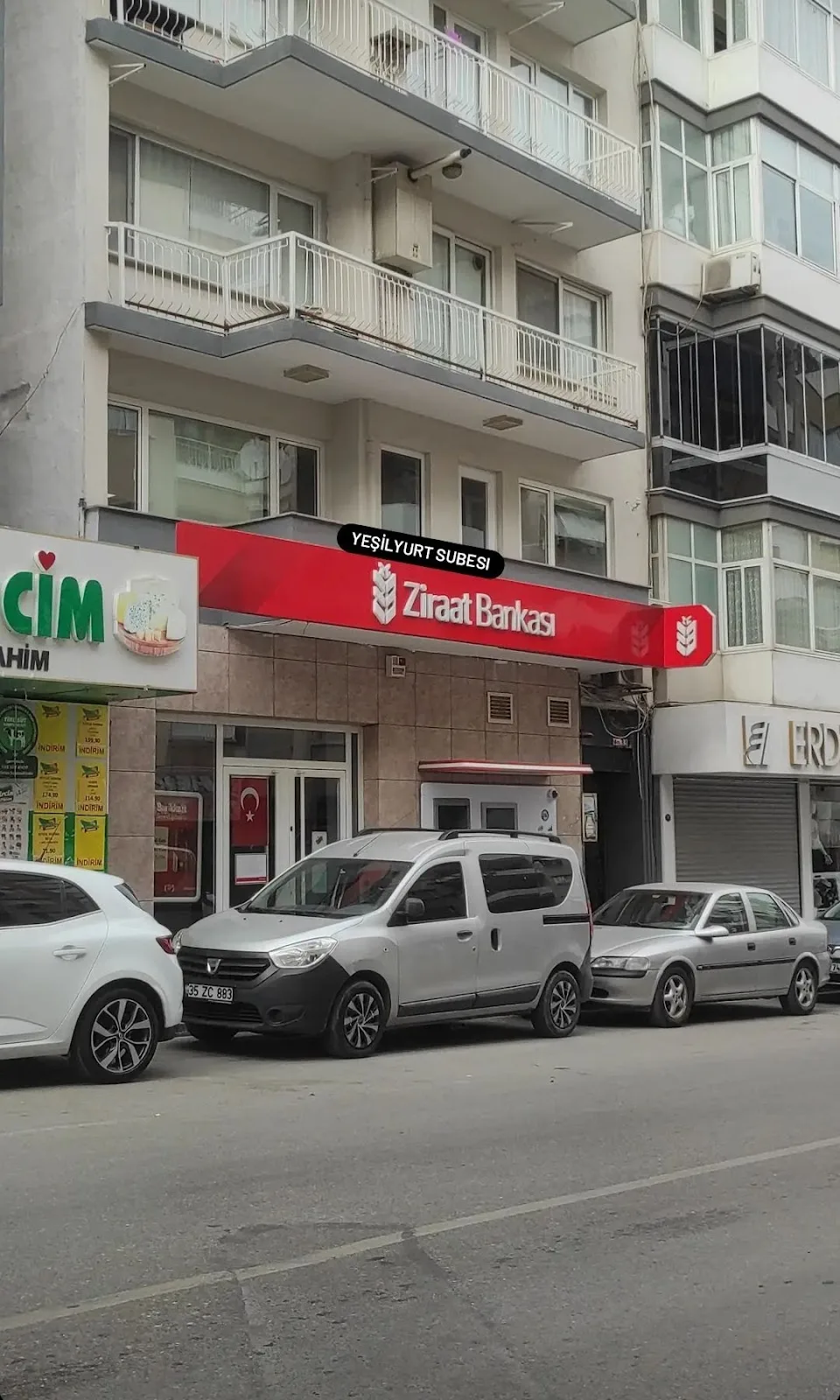 Ziraat Bankası Yeşilyurt/İzmir Şubesi — Bankalar, Karabağlar · fotoğraf 1