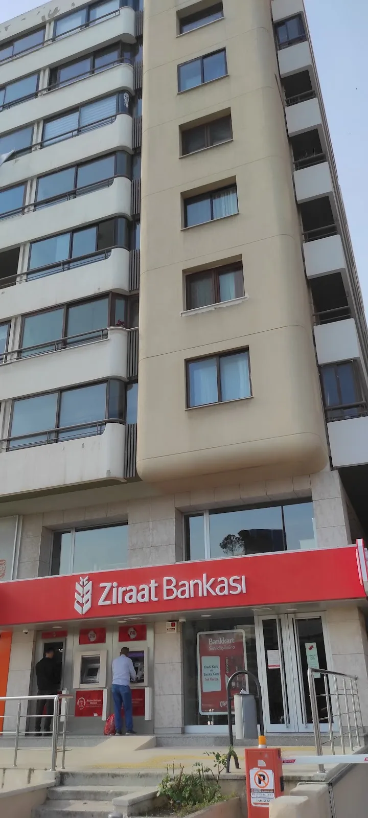 Ziraat Bankası Fahrettin Altay/İzmir Şubesi — Bankalar, Karabağlar · fotoğraf 1