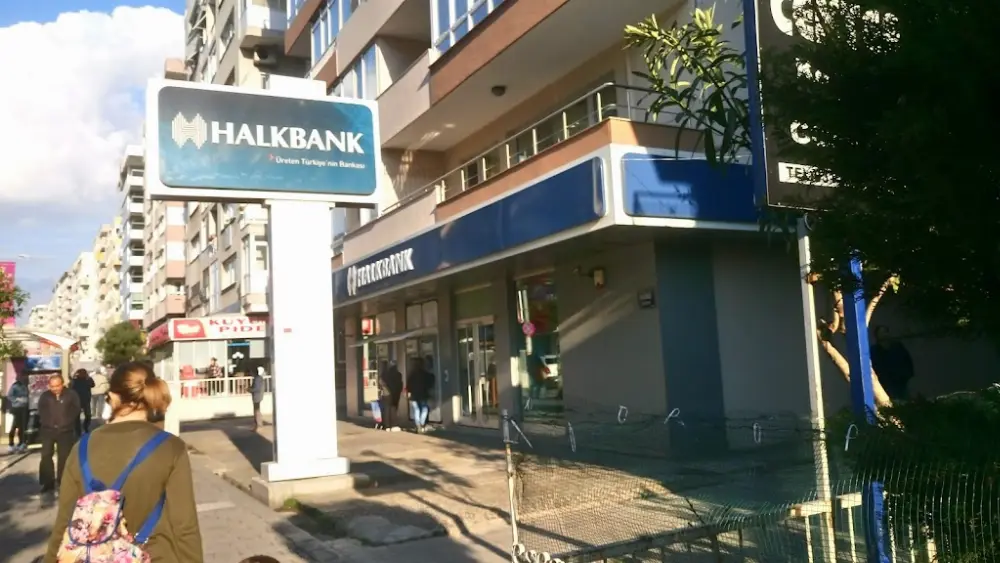 Halkbank Hatay Şubesi — Bankalar, Karabağlar · fotoğraf 2
