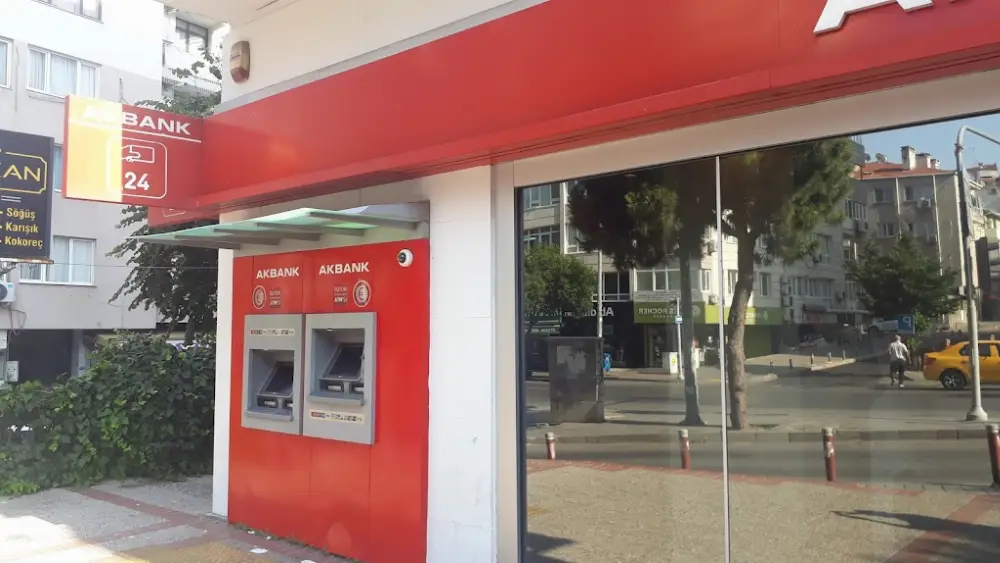 Akbank Hatay/İzmir Şubesi — Bankalar, Konak · fotoğraf 4