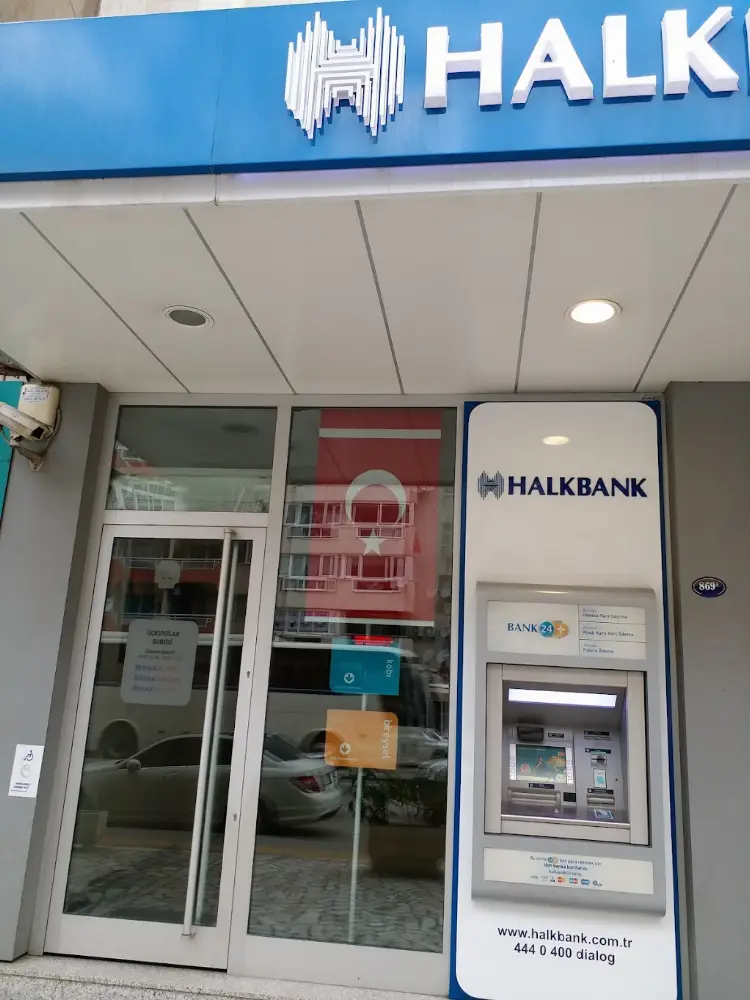 Halkbank Üçkuyular Şubesi — Bankalar, Karabağlar · fotoğraf 3
