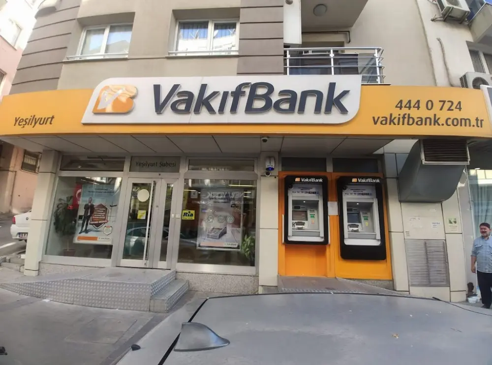 VakıfBank Karabağlar Yeşilyurt Şubesi — Bankalar, Karabağlar · fotoğraf 2