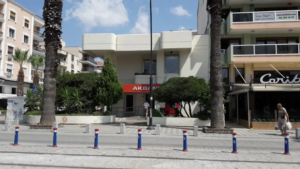 Akbank — Bankalar, Karşıyaka · fotoğraf 4