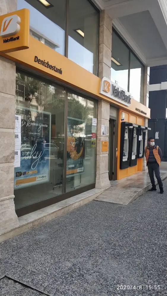 VakıfBank Denizbostanlı Şubesi — Bankalar, Karşıyaka · fotoğraf 3
