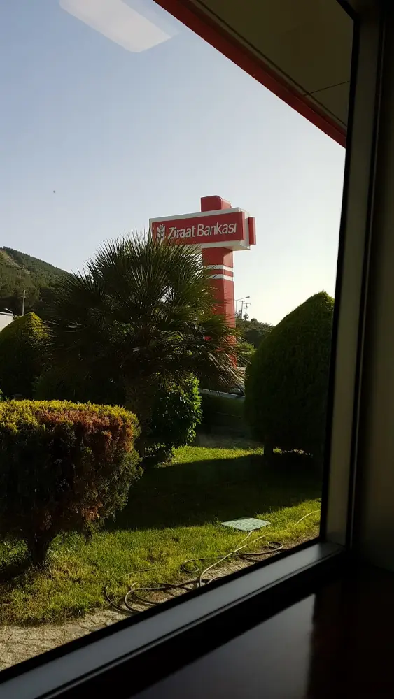 Ziraat Bankası Kemalpaşa Ticari Şubesi — Bankalar, Kemalpaşa · fotoğraf 4